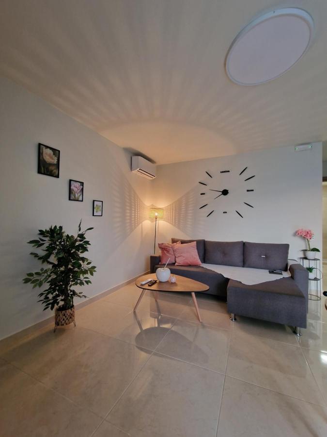 S N G/ Best View Apartment Kíssamos Exteriér fotografie